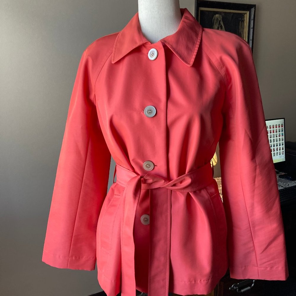 Evan - Picone Women's Windbreaker Lined, Belted Button Down Coral  Size PL New